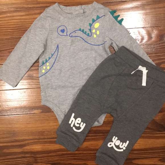 Cat & Jack Other - Cat & Jack onesie and pants set